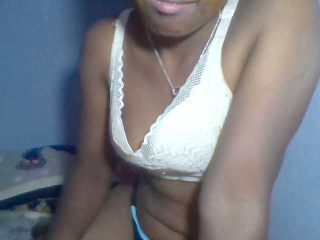 Camgirl Rema-2 sur Bongacams