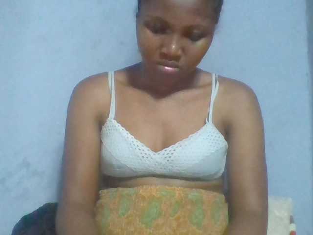 Rema-2 live cam on BongaCams
