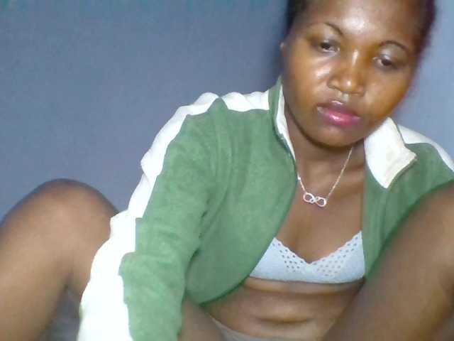 rema-2 live sex show