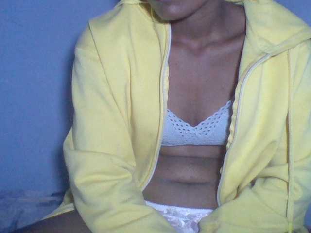 Rema-2 live cam on UnifiedCams