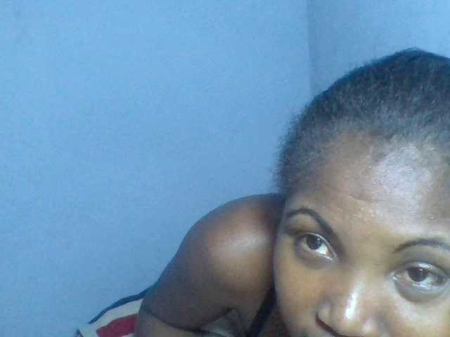 Rema-2 live webcam show