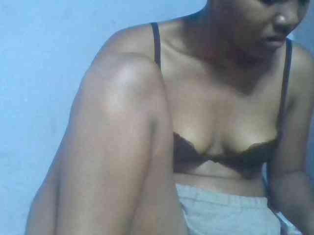 Rema-2's webcam live show