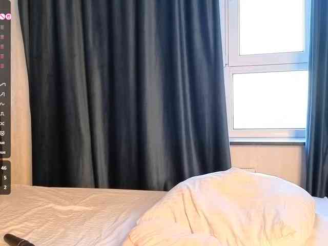 SummerStella webcam