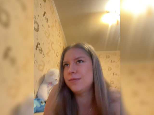 Blinannya live cam on BongaCams