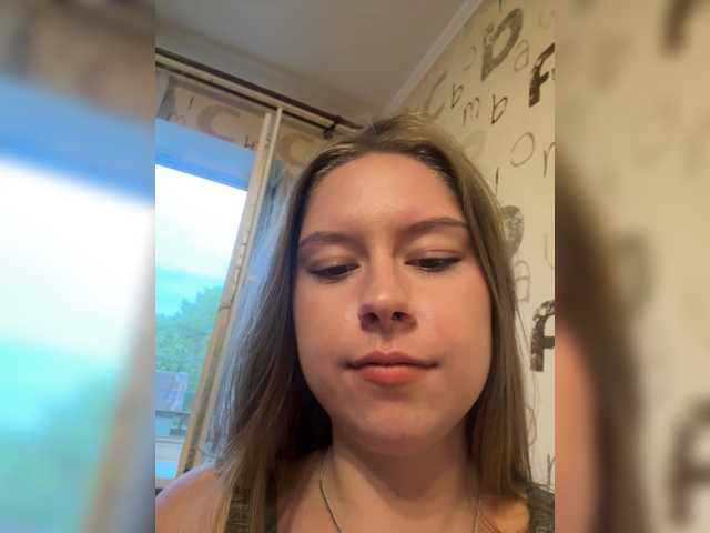 Blinannya live cam on BongaCams