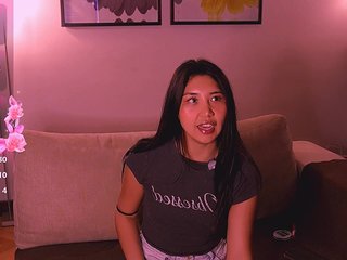 MiaBlisshere1