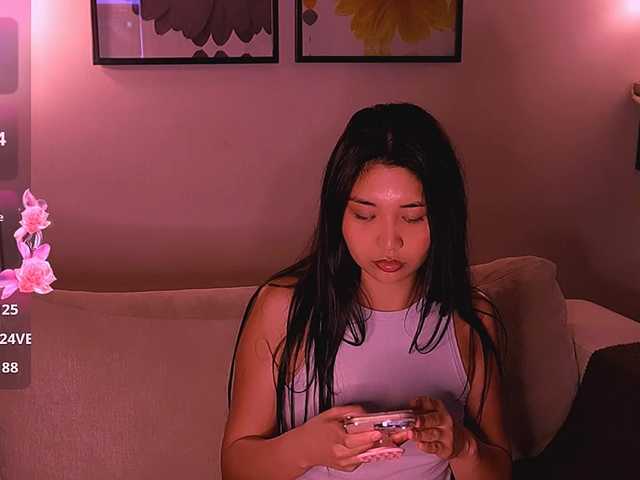 MiaBlisshere1