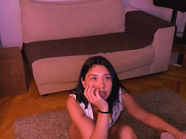 MiaBlisshere1