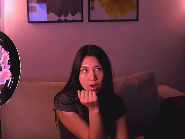 MiaBlisshere1