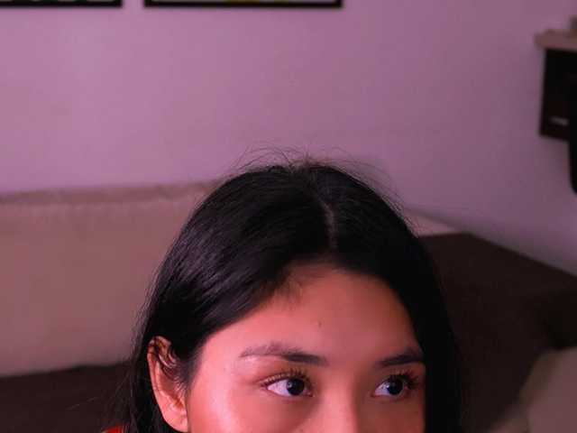 MiaBlisshere1 live cam on BongaCams