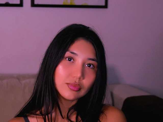 MiaBlisshere1