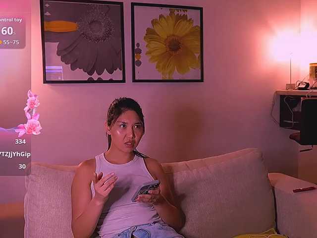 MiaBlisshere1 live cam on BongaCams