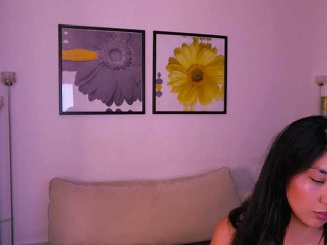 MiaBlisshere1 live cam