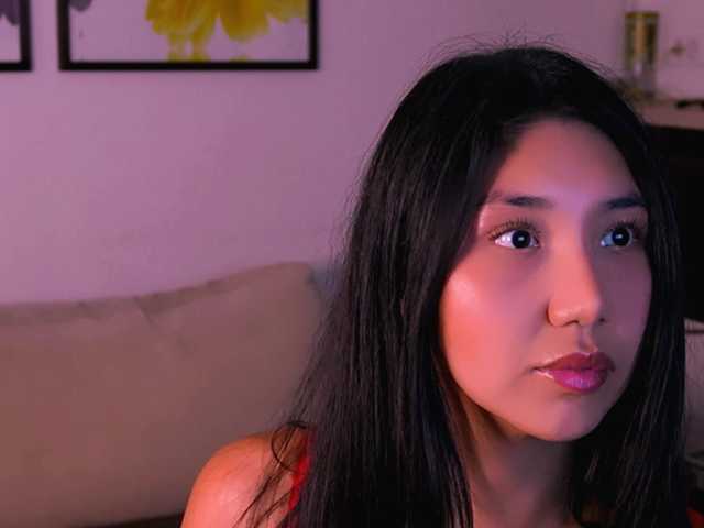 MiaBlisshere1 live cam on BongaCams