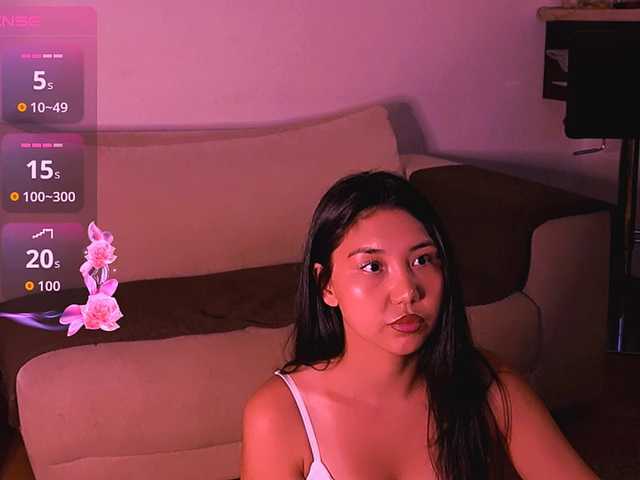 MiaBlisshere1 live cam on BongaCams