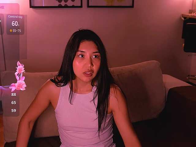 MiaBlisshere1 live cam preview