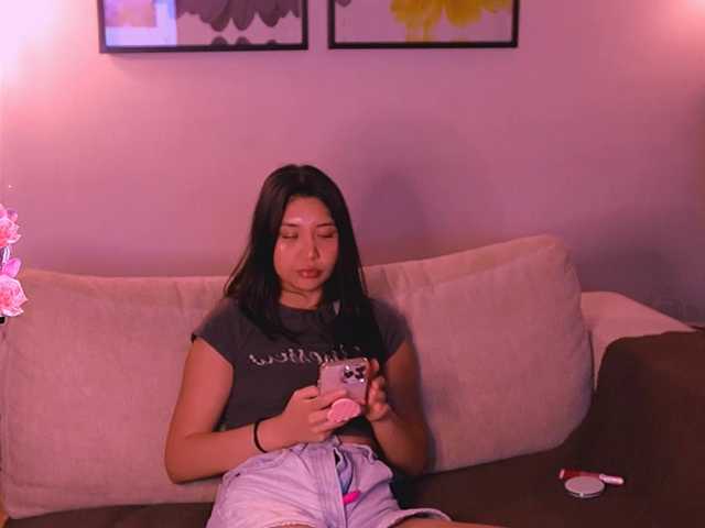 MiaBlisshere1