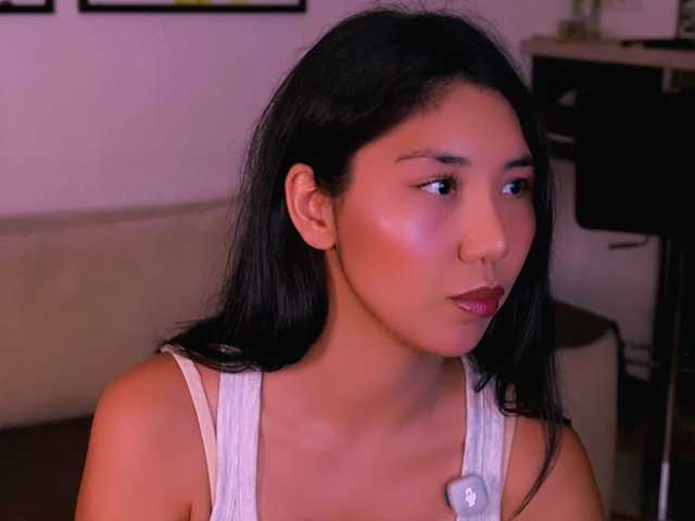 MiaBlisshere1 live cam
