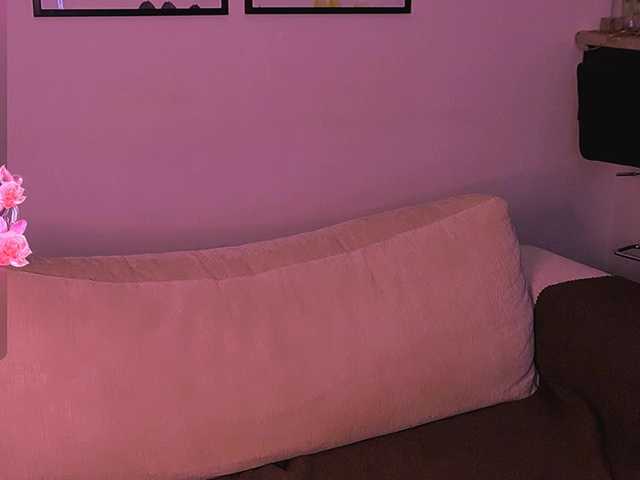 MiaBlisshere1