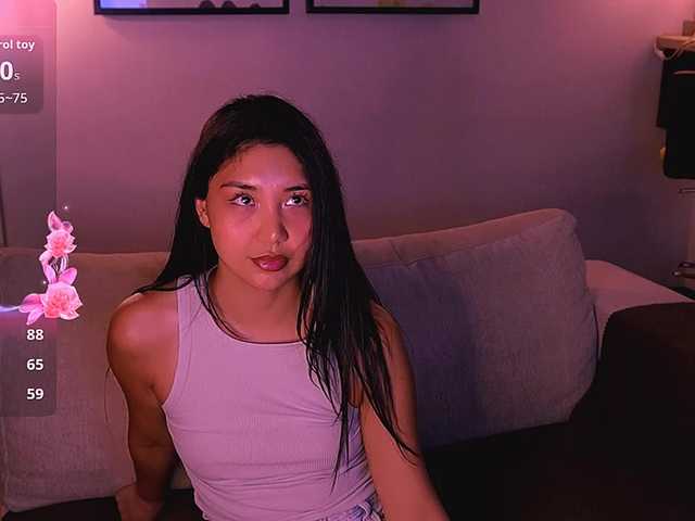 MiaBlisshere1