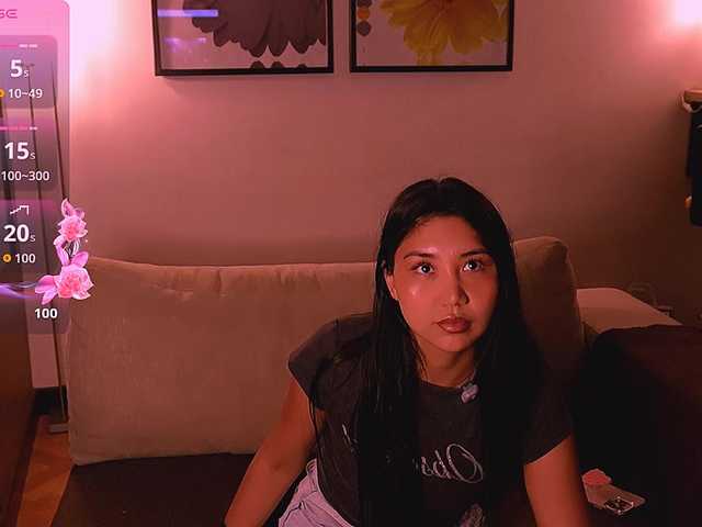 MiaBlisshere1 live cam on BongaCams