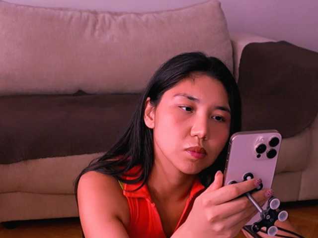 MiaBlisshere1 live cam on BongaCams