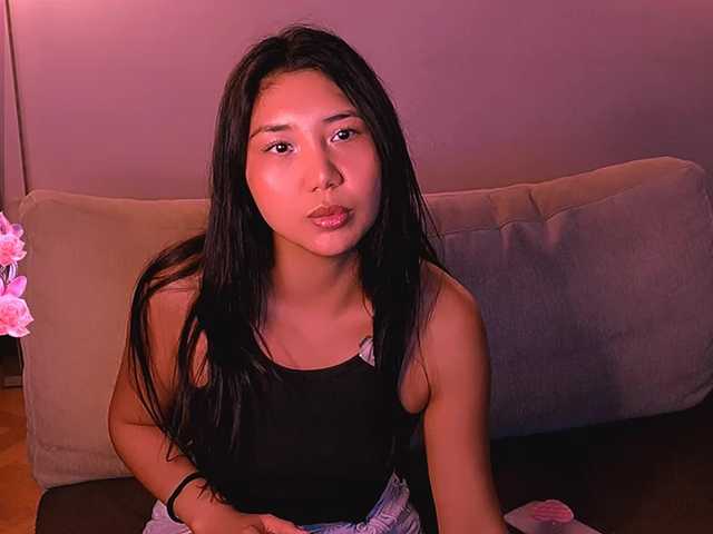 MiaBlisshere1