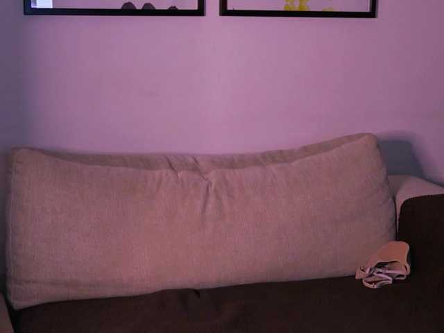 MiaBlisshere1 live cam