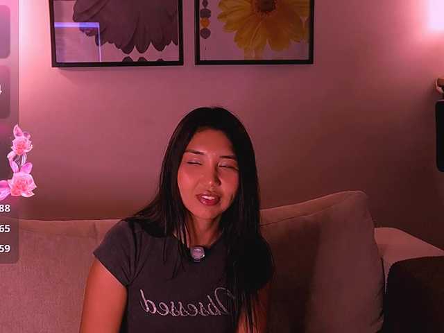 MiaBlisshere1