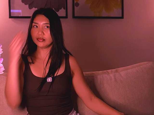 MiaBlisshere1, en vivo ahora en BongaCams