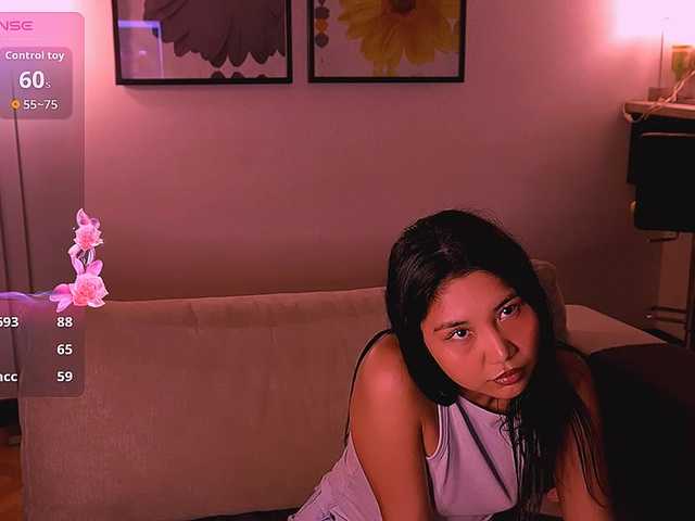 MiaBlisshere1 live cam preview