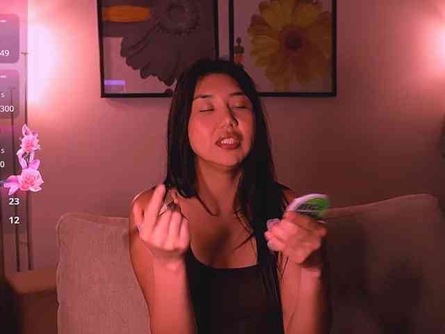 MiaBlisshere1