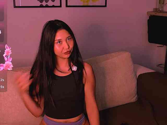 MiaBlisshere1