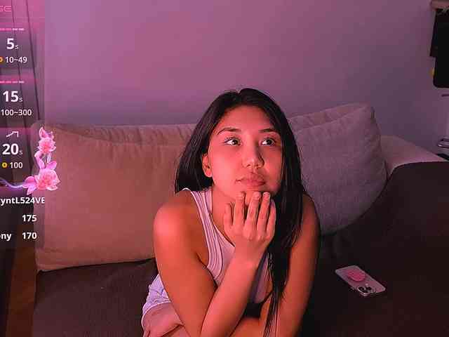 MiaBlisshere1 webcam