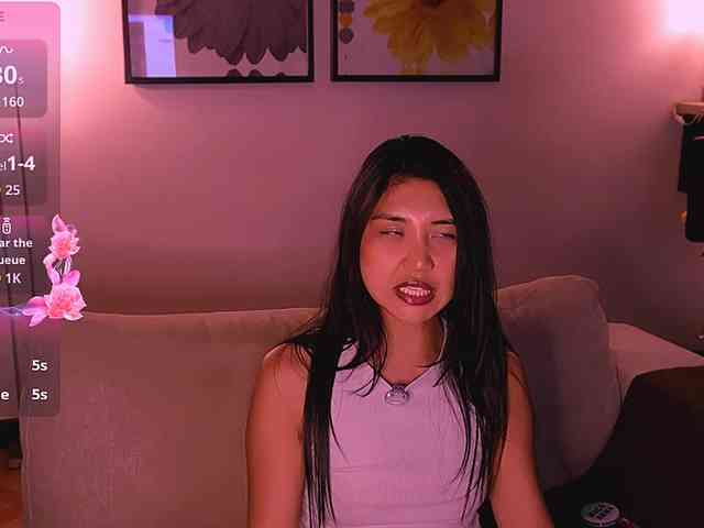 MiaBlisshere1 webcam