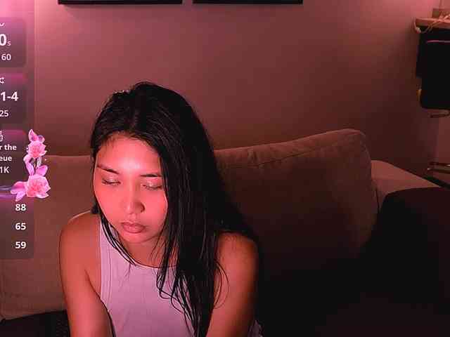MiaBlisshere1 webcam