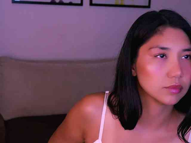 MiaBlisshere1