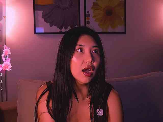 MiaBlisshere1