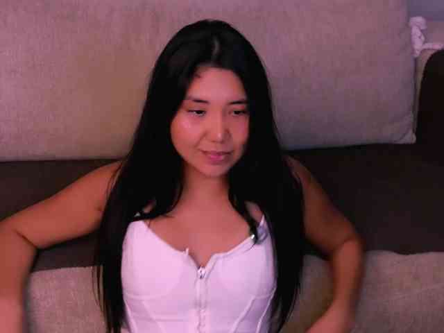 MiaBlisshere1