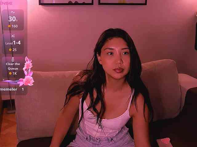 MiaBlisshere1 webcam