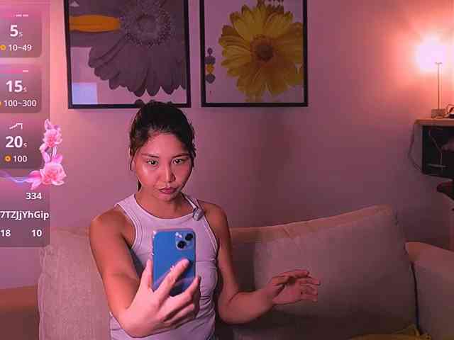 MiaBlisshere1 webcam