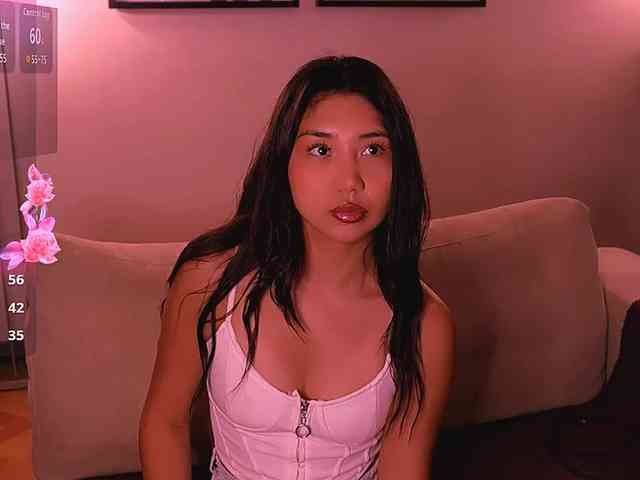 MiaBlisshere1 webcam