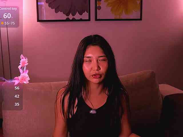 MiaBlisshere1 webcam