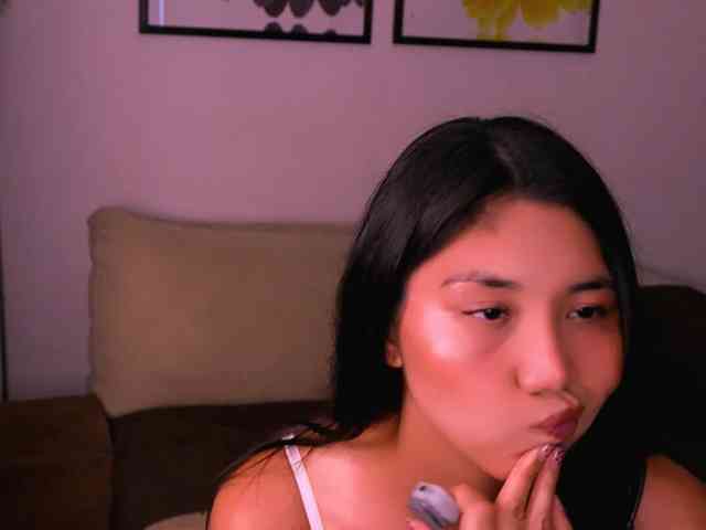 MiaBlisshere1
