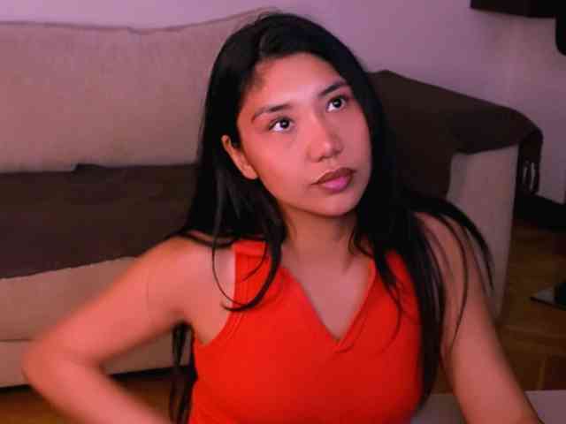 MiaBlisshere1