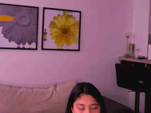 MiaBlisshere1