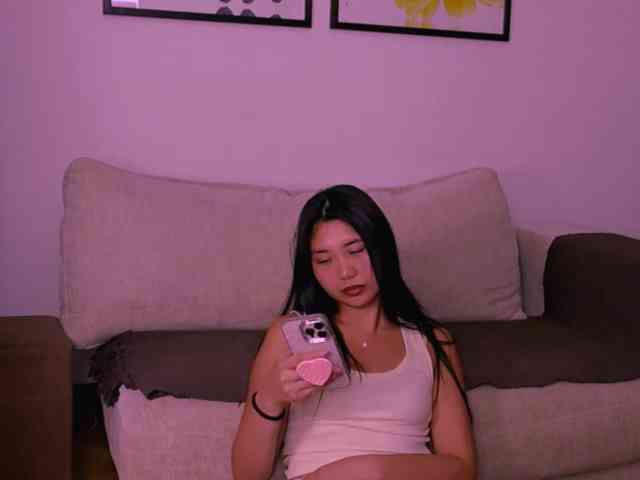 MiaBlisshere1