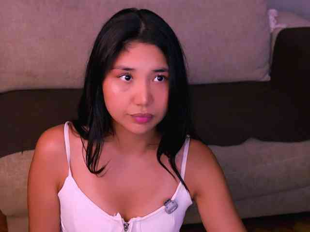 MiaBlisshere1