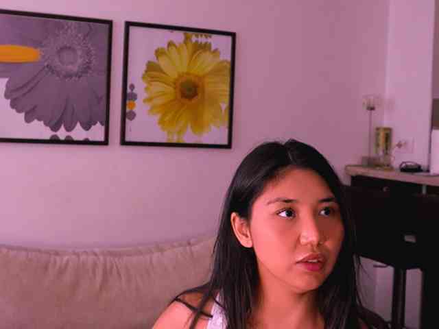 MiaBlisshere1