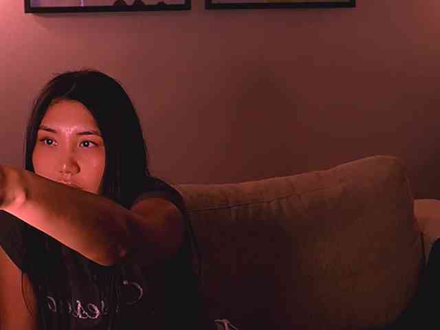 MiaBlisshere1 webcam